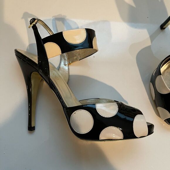Valentino Garavani Polka Dot Heels Size 38 - Picture 3 of 10